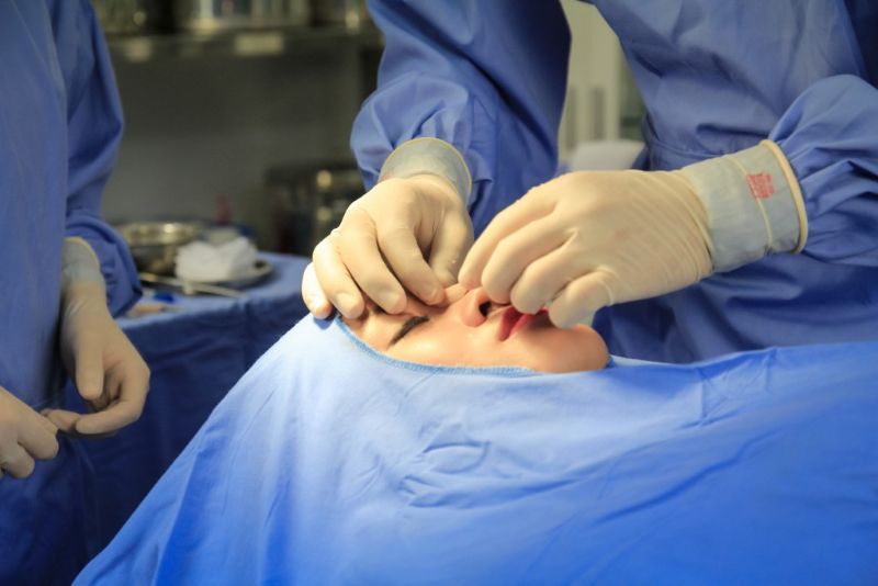 nâng mũi hàn quốc với việt nam